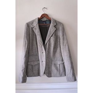 Gap Grey Tweed Blazer. Short hunting coat. Fitted. Size 12